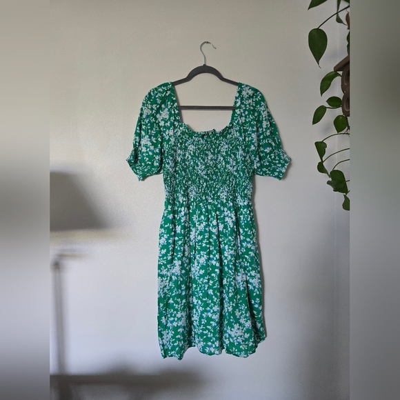 Draper James Size Large Green White Floral Lined Dress With Pockets Short Sleeve - Picture 8 of 10